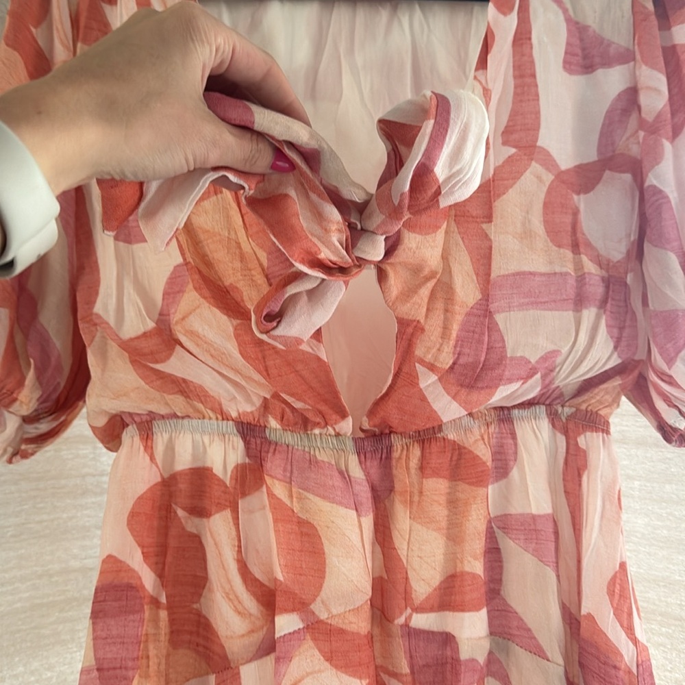 Pink patterned dress - Picture 2 of 4